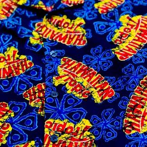 VINTAGE Hawaiian Tropic short sleeve button down